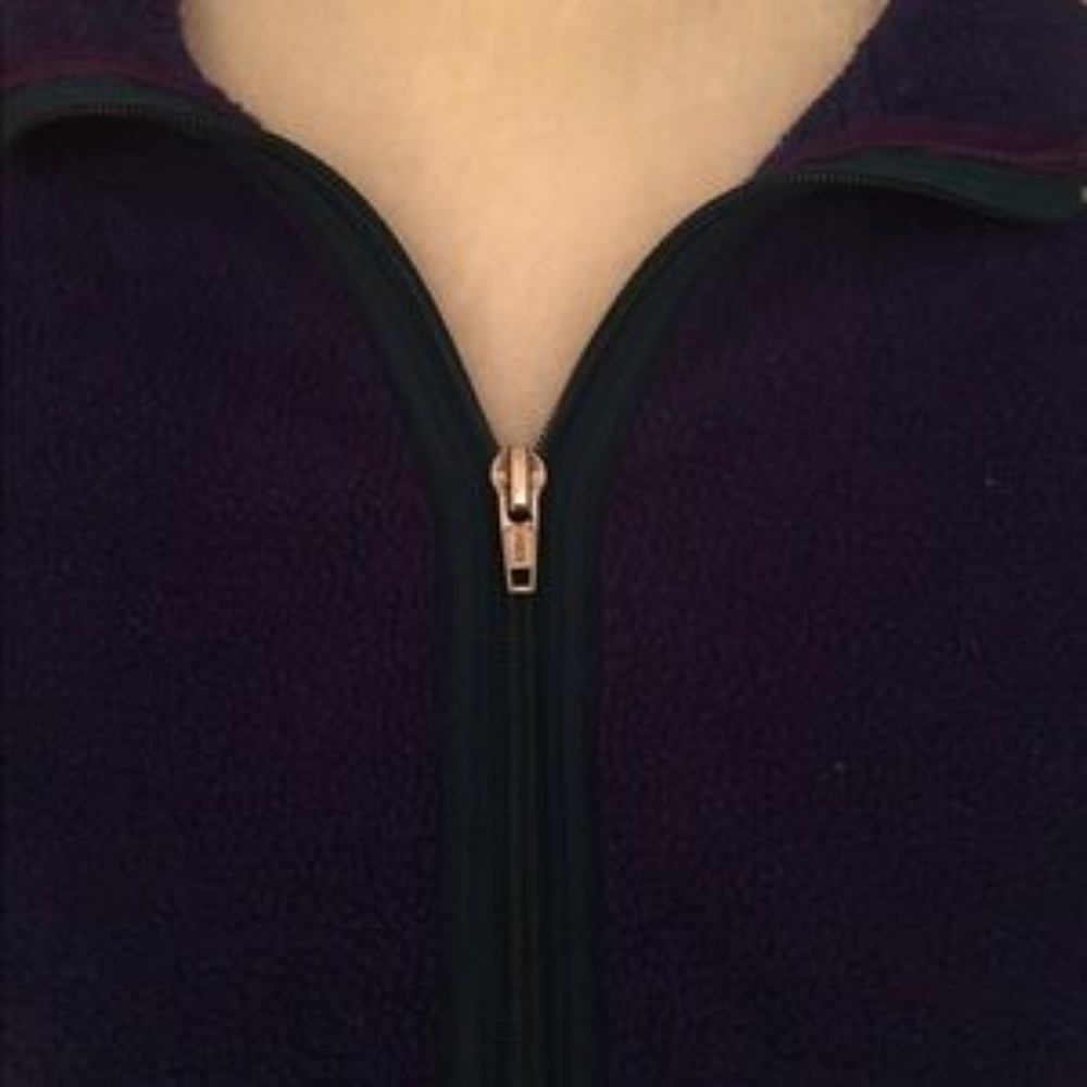 Purple Patagonia Fleece - Picture 2 of 3